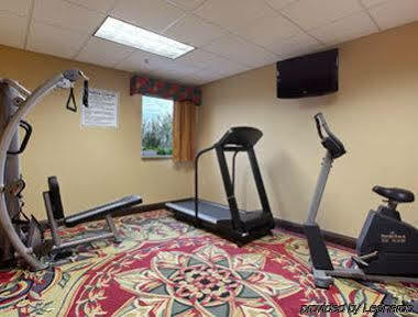 Days Inn & Suites By Wyndham Jeffersonville In Экстерьер фото