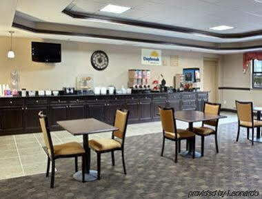 Days Inn & Suites By Wyndham Jeffersonville In Экстерьер фото